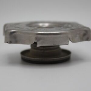 Chrysler‎ Radiator Cap 18 LBS 55116897AA Keep Tight Do Not Open Hot TVS E10